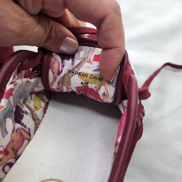 Jack Rogers Carter Burgundy Red Suede Sneakers Size 6 Like New - Picture 8 of 10